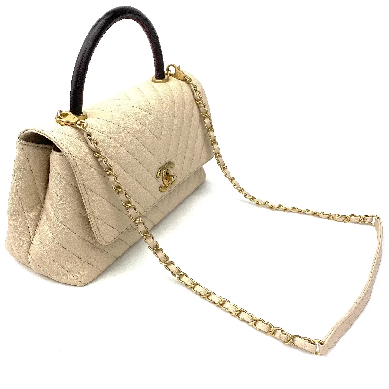 CHANEL Medium Chevron Coco Handle Bag