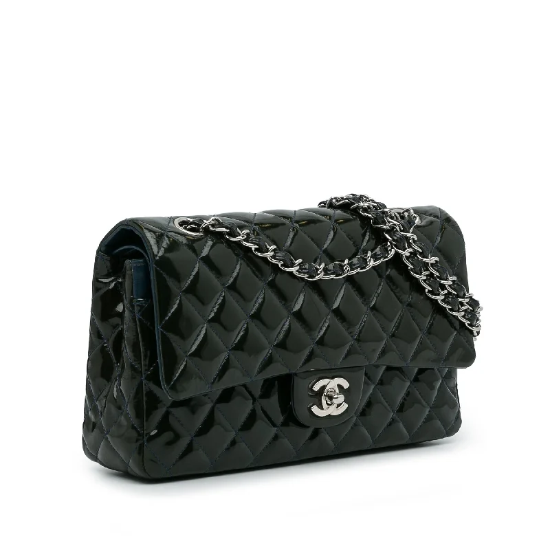 Chanel Medium Classic Patent Double Flap (SHG-ujgXKW)