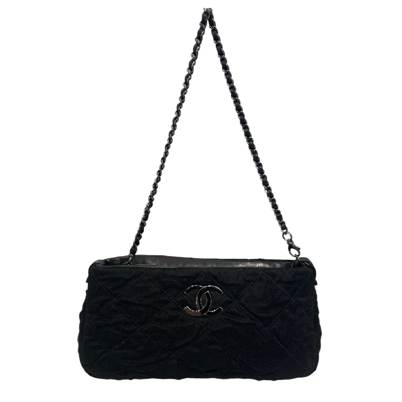 CHANEL/Clutch Bag/BLK/WRIST POCHETTE